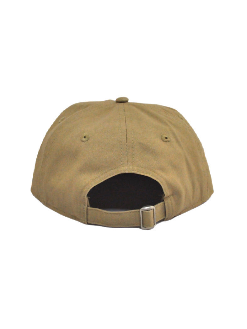 Casquette à visière plate